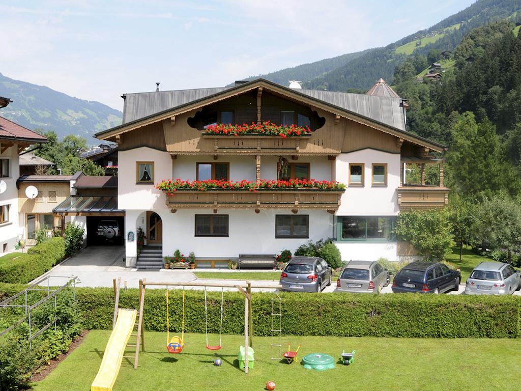 Ferienwohnungen Rahm Mayrhofen Room photo